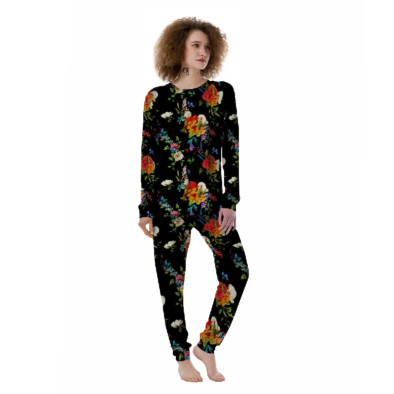 Chamomile And Poppy Print Pattern Women's Pajamas Designer pajama sets