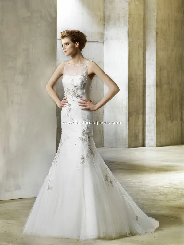 Enzoani Natasha Chic unclassified dresses