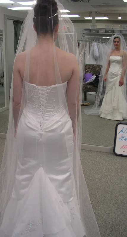 Maggie Sottero unsure Soft fabric unclassified dresses